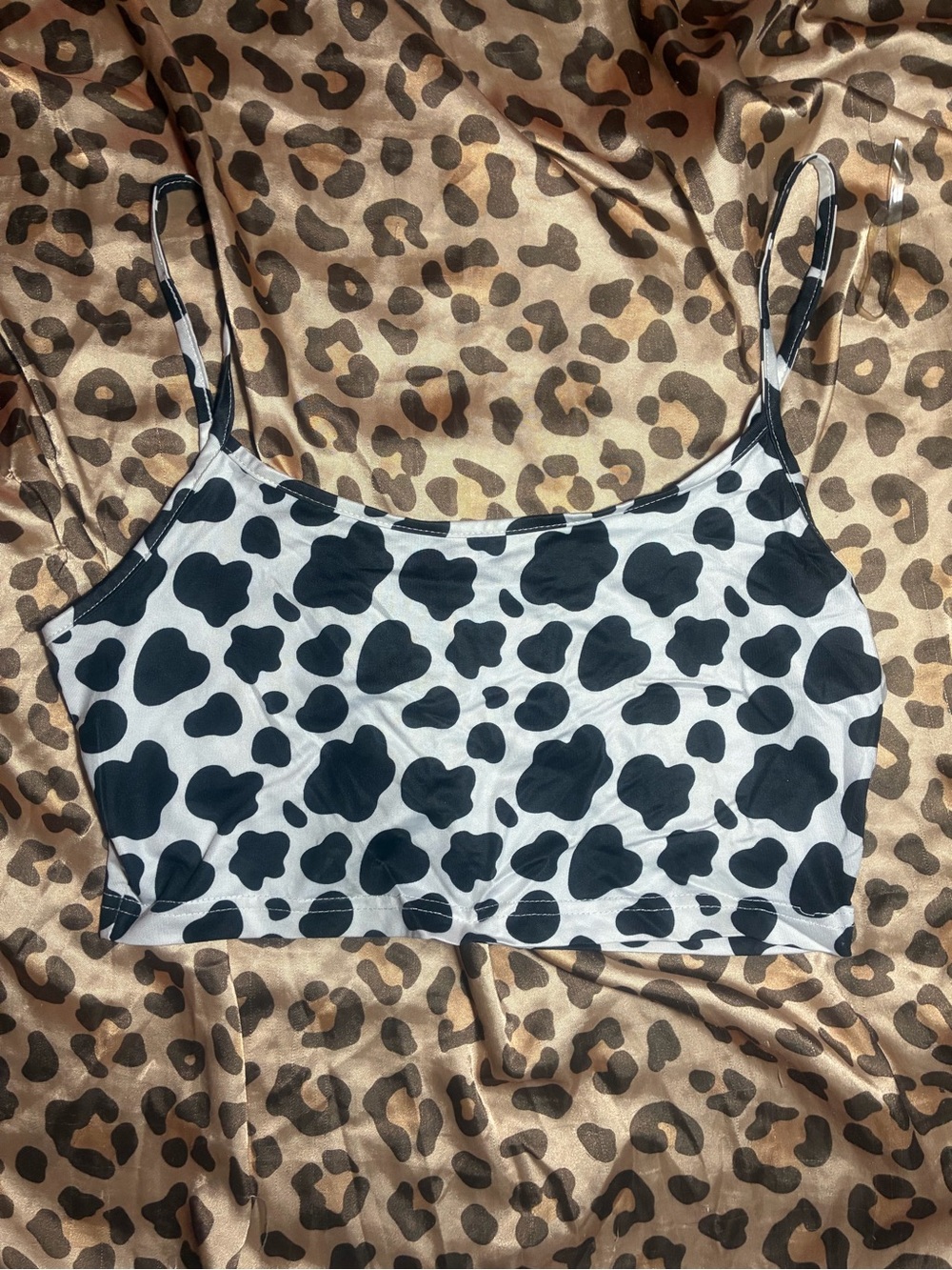 ⭒ cute cow print crop top